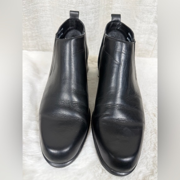 Tucker Women’s 9.5 Black Leather Ankle Boots - Picture 2 of 7